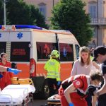 Италианецът Салим гази пешеходци с кола в Модена, после напада с нож – храбреци го задържаха - Zashtoto
